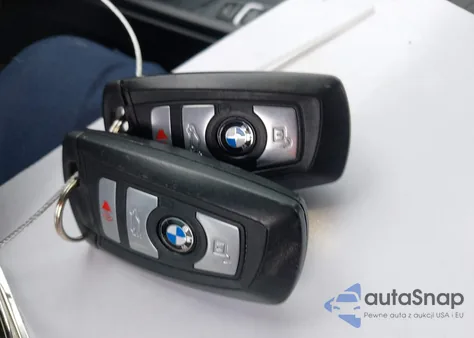 2018 BMW 320I xDrive from USA, damaged, VIN WBA8E5G59JNU46619